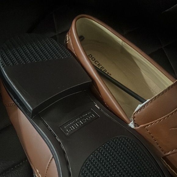 dockers shoes size 11M - Picture 2 of 2